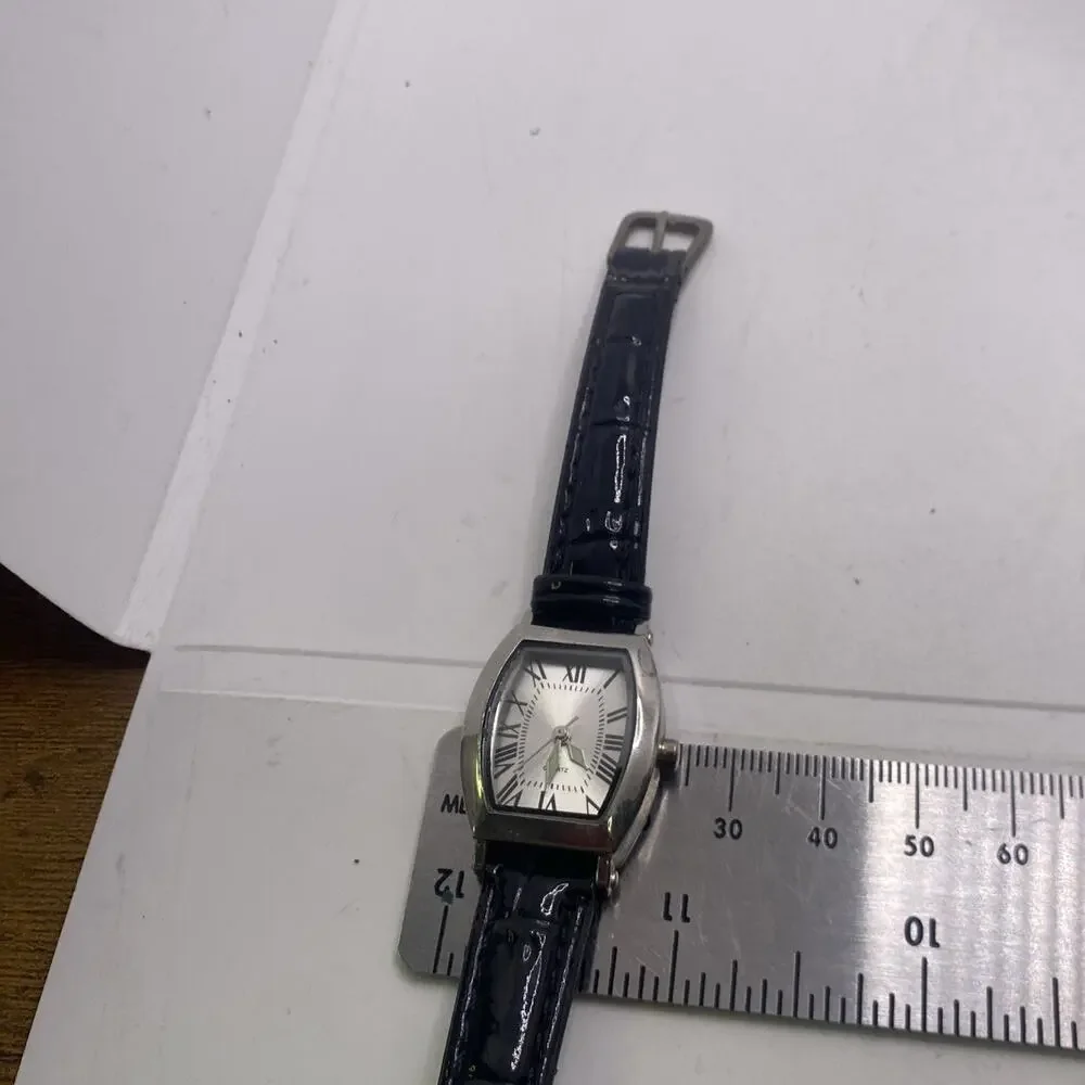 Womens Vintage Leather Quartz Fashion Watch New Battery